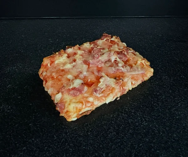 Pizza proscuitto